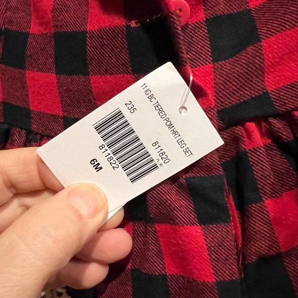 Red/Back Flannel Checker Dress w/🖤’s & Black Leggings for your little valentine - Picture 9 of 16